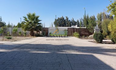 GRAN CASA EN CHICUREO, NEGOCIABLE