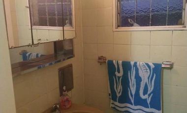 Casa en venta - 4 Dormitorios 6 Baños - 383Mts2 - Morón