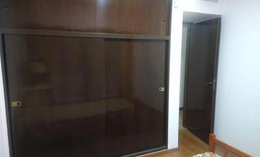 Casa en venta - 4 Dormitorios 6 Baños - 383Mts2 - Morón