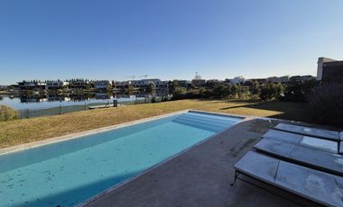 Casa de lujo, 5 hab en suite a la laguna en Barbarita en VENTA y ALQUILER