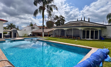 TERRAZA CON DEPARTAMENTO EN VENTA EN BALCONES DE LA CALERA, TLAJOMULCO DE ZUÑIGA