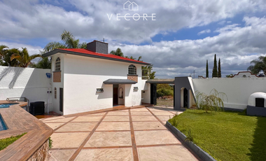 TERRAZA CON DEPARTAMENTO EN VENTA EN BALCONES DE LA CALERA, TLAJOMULCO DE ZUÑIGA
