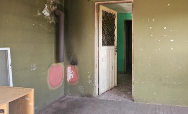 Casa a restaurar en Empalme Lobos