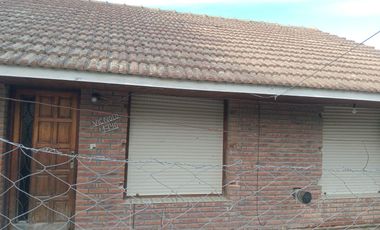 Casa en venta - 2 Dormitorios 2 Baños - Cochera - 433Mts2 - Bosque Grande, Mar del Plata