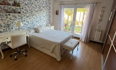 Departamento 4 ambientes con 2 cocheras Quilmes