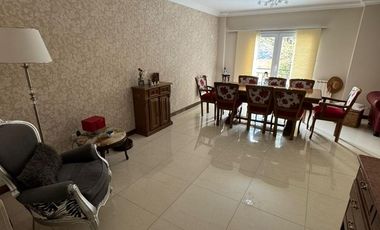 Departamento 4 ambientes con 2 cocheras Quilmes