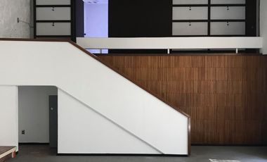 CASA CON USO DE SUELO PARA OFICINA EN PEDREGAL