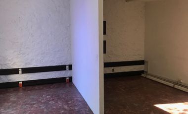 CASA CON USO DE SUELO PARA OFICINA EN PEDREGAL