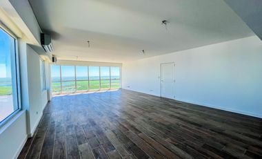 PENTHOUSE PREMIUM DE TRES DORMITORIOS EN SUITE VENTA TERRAZA EXCLUSIVA MAUI