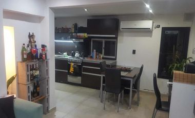 Casa en venta - 1 Dormitorio 1 Baño 1 Cochera- 80Mts2 - Cañuelas
