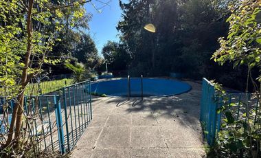 Casa en venta - 2 Dormitorios 2 Baños - Berazategui