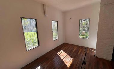 Casa en venta - 2 Dormitorios 2 Baños - Berazategui