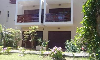 Dúplex en venta - 4 Dormitorios 3 Baños - Cochera - 118Mts2 - Pinamar