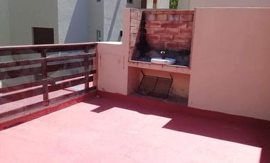 Dúplex en venta - 4 Dormitorios 3 Baños - Cochera - 118Mts2 - Pinamar