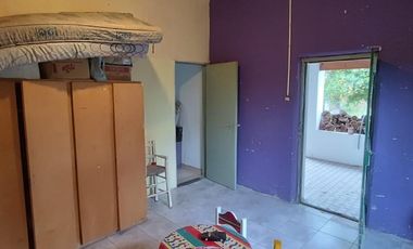 Casa en venta - 2 Dormitorios 1 Baño - Cochera - 1.400Mts2 - Urdampilleta, Bolívar