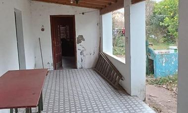 Casa en venta - 2 Dormitorios 1 Baño - Cochera - 1.400Mts2 - Urdampilleta, Bolívar
