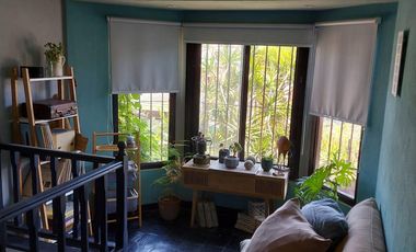 Casa de 5 ambientes con Fondo Libre y Parrilla - Villa Dominico