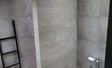 Casa de 5 ambientes con Fondo Libre y Parrilla - Villa Dominico