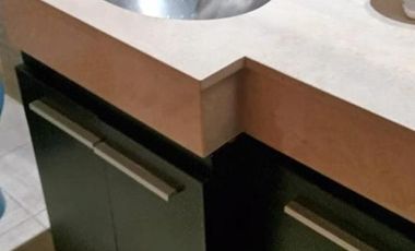 Casa en venta - 3 Dormitorios 2 Baños - Cocheras - 360Mts2 - Merlo