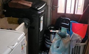 Casa en venta - 3 Dormitorios 2 Baños - Cocheras - 360Mts2 - Merlo