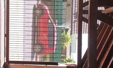 Casa en venta - 3 Dormitorios 2 Baños - Cocheras - 360Mts2 - Merlo