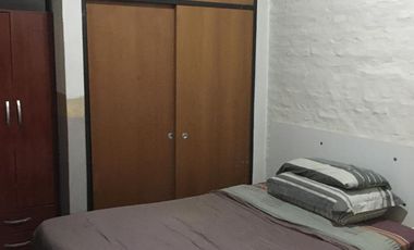 Casa en venta - 3 Dormitorios 2 Baños - Cocheras - 360Mts2 - Merlo