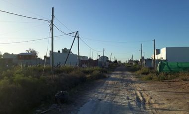 Terreno en venta - 300Mts2 - Villa Parque Sicardi