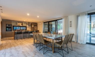 Casa en  VENTA CASA COSTA ESMERALDA, BARRIO SENDEROS IV, LOTE AL 486, 5 AMBIENTES