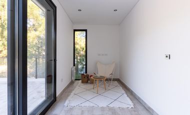 Casa en  VENTA CASA COSTA ESMERALDA, BARRIO SENDEROS IV, LOTE AL 486, 5 AMBIENTES