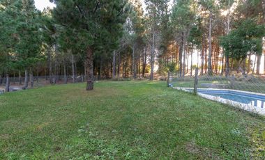 Casa en  VENTA CASA COSTA ESMERALDA, BARRIO SENDEROS IV, LOTE AL 486, 5 AMBIENTES