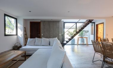 Casa en  VENTA CASA COSTA ESMERALDA, BARRIO SENDEROS IV, LOTE AL 486, 5 AMBIENTES