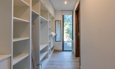 Casa en  VENTA CASA COSTA ESMERALDA, BARRIO SENDEROS IV, LOTE AL 486, 5 AMBIENTES