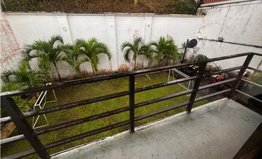 EL DORADO / BETANIA / 420M / 3 HABITACIONES / 2 NIVELES / TERRAZA JC