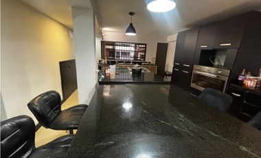 EL DORADO / BETANIA / 420M / 3 HABITACIONES / 2 NIVELES / TERRAZA JC