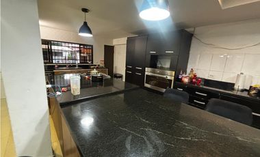 EL DORADO / BETANIA / 420M / 3 HABITACIONES / 2 NIVELES / TERRAZA JC