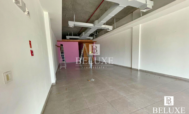 ALQUILER DE LOCAL COMERCIAL EN SUNSET STRIP, VIA ISRAEL(12)(P)