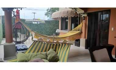 COSTA SUR / EL DORAL / 500M / 4 HABITACIONES / 4 PARKING