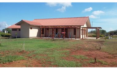 VENTA DE HERMOSA CASA MODERNA EN CHITRÉ