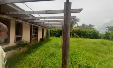 VENTA DE HERMOSA CASA MODERNA EN CHITRÉ