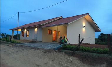 VENTA DE HERMOSA CASA MODERNA EN CHITRÉ