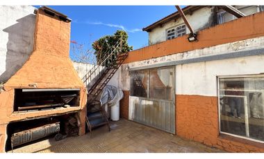 Venta de casa en calle Don Bosco y Circunvalación.