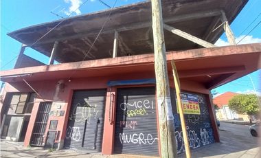 LOCALES CALLE ALMEIRA Y NORQUINS