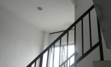 RUKO SIAP HUNI 3,5 LANTAI LOKASI STRATEGIS PADEMANGAN