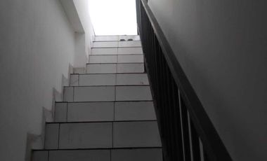 RUKO SIAP HUNI 3,5 LANTAI LOKASI STRATEGIS PADEMANGAN