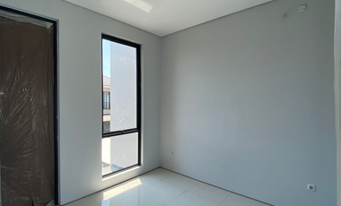 Rumah Baru Gress di Ruby Pondok Tjandra Indah, selangkah ke Sport Club