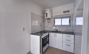 PH en Alquiler en Parque Luro