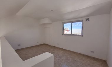 PH en Alquiler en Parque Luro