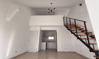 PH en Alquiler en Parque Luro