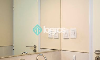 Dúplex en venta con cochera en Grand Bourg