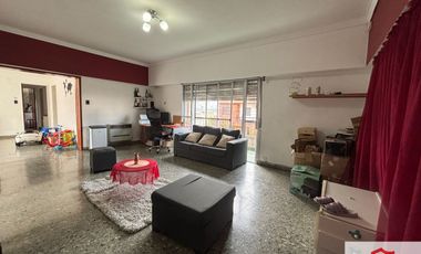 PH en venta c/ cochera en Ramos Mejía